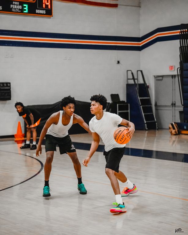 7  Days Boys Basketball 3SSB 16U — photograph 14