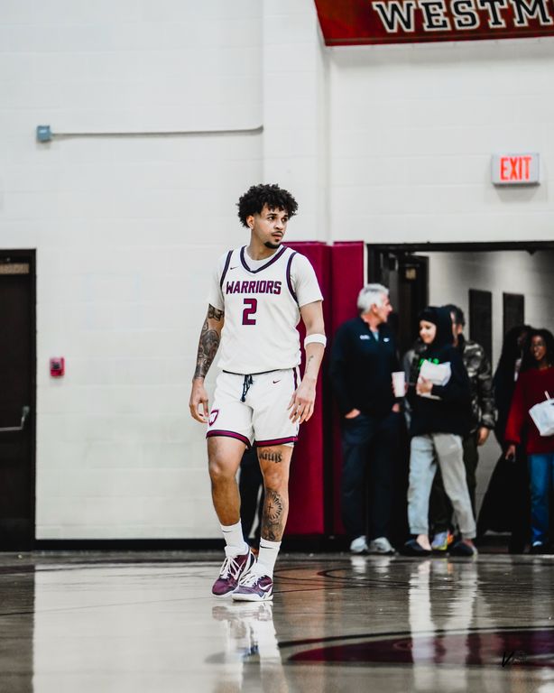 Adrian Mcintyre  Senior Night Westmont — photograph 10