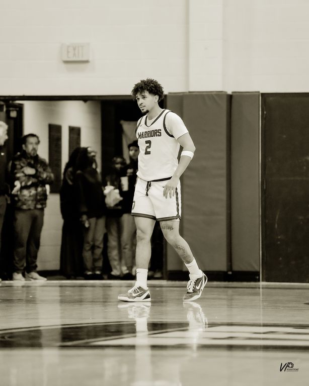 Adrian Mcintyre  Senior Night Westmont — photograph 7
