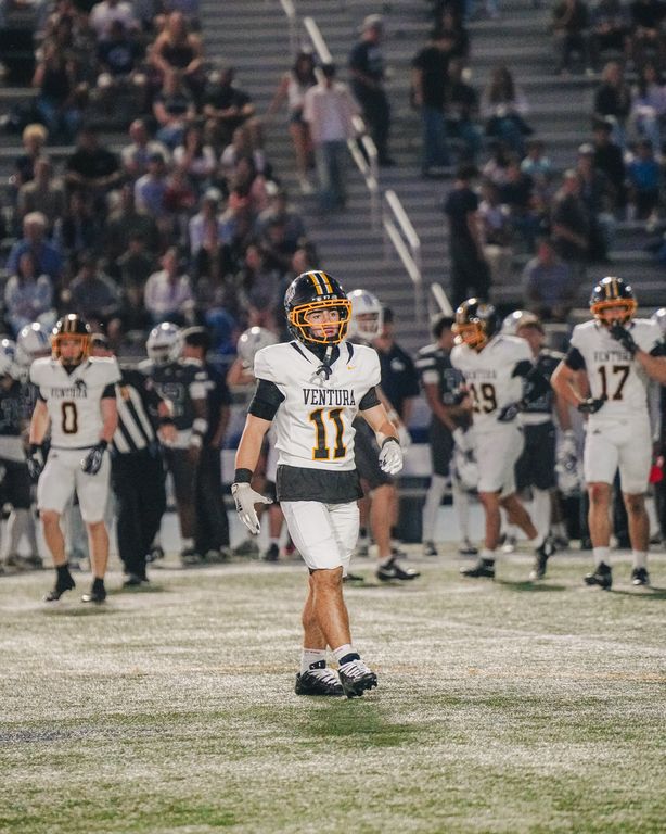 cougars football — photograph 22