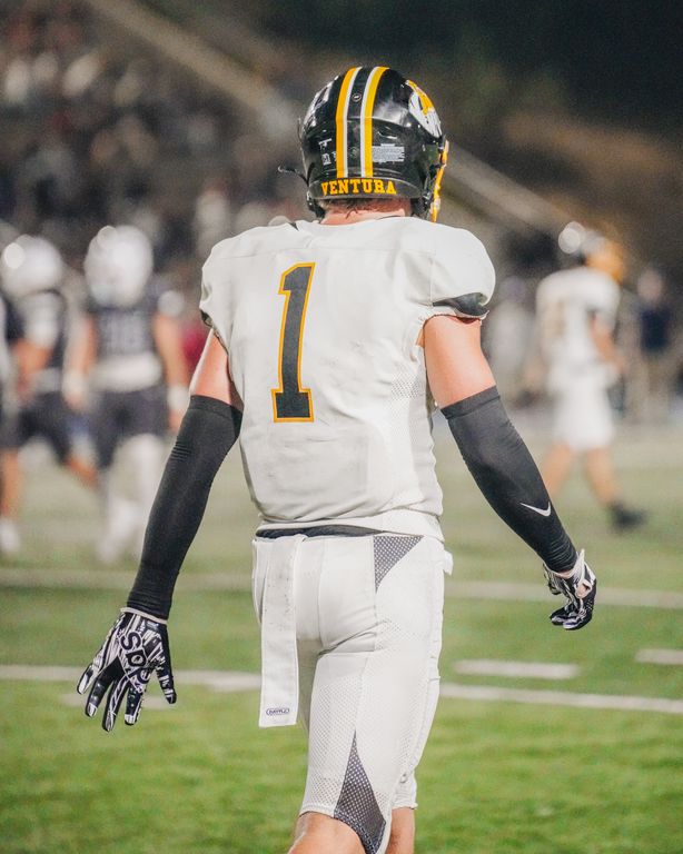 cougars football — photograph 7