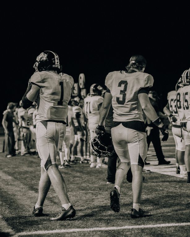 cougars football — photograph 16