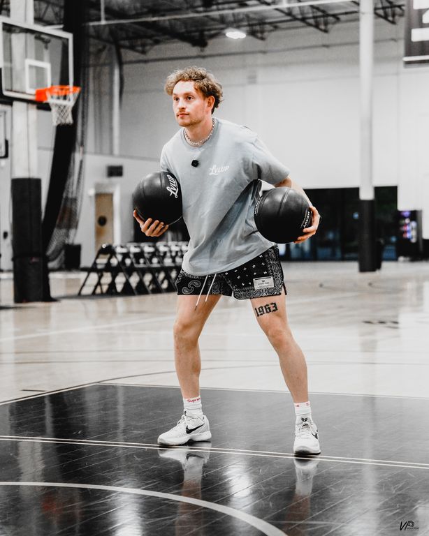 Lvl Up BBall skill work 92025 — photograph 2