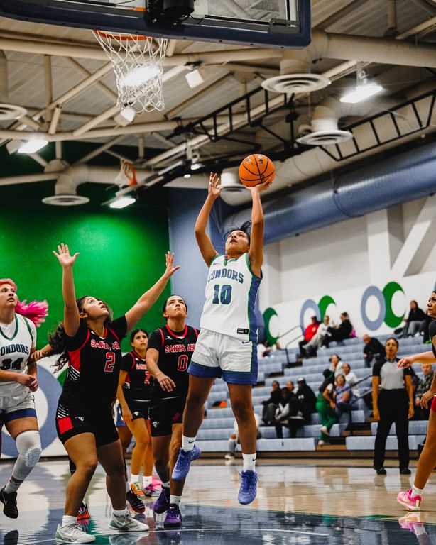 OC WBB 26-27 Opener — photograph 17