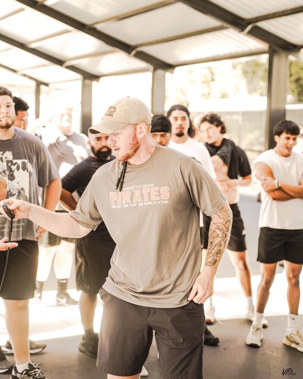 Vc Football conditioning — photograph 12